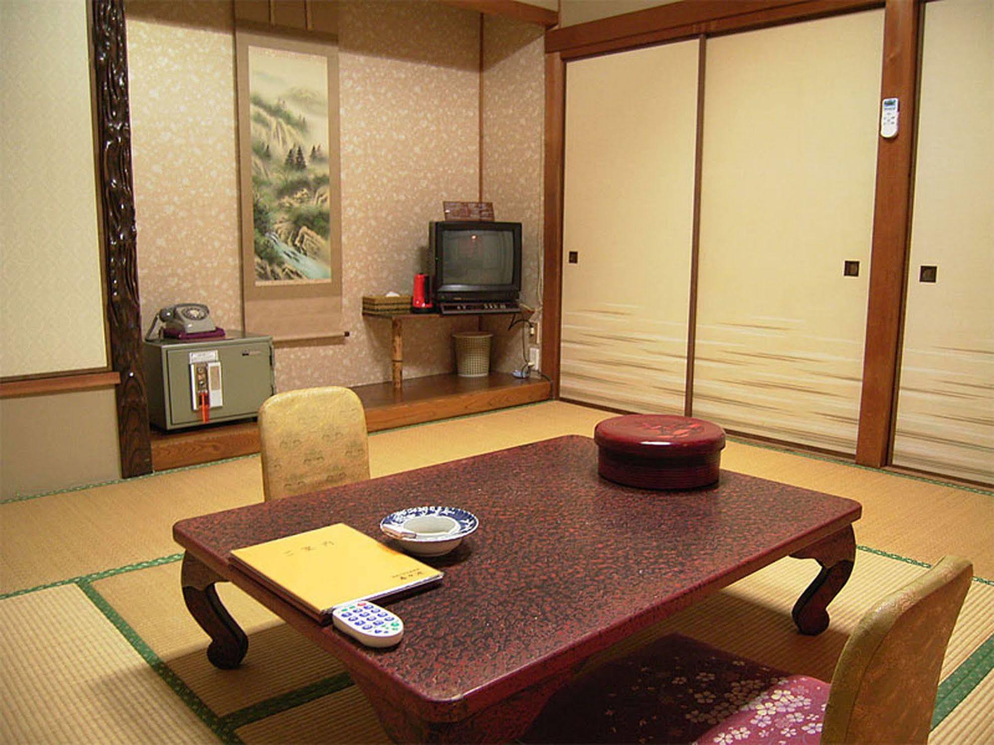 Toushijima Onsen Suzunami Toba Esterno foto